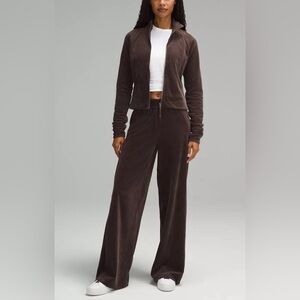 🆕Lululemon🍋 Scuba Mid-Rise Wide-Leg Pant Velvet Cord Colour Espresso Sz 0